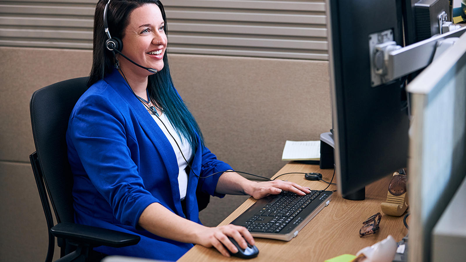 NM Callcenter Rachael A 3776 Low