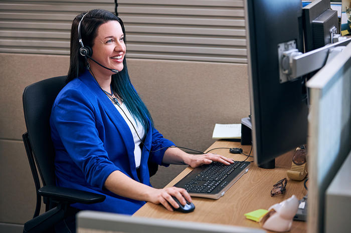 NM Callcenter Rachael A 3776 Low