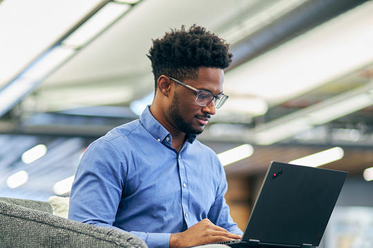 NM Interns Campusinside Single B 3810 1000X1000